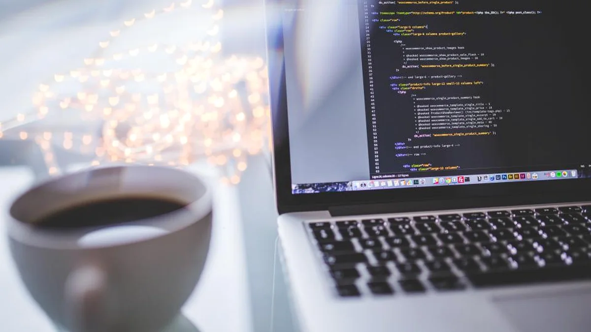 Custom-Coded Site vs WordPress: Core Web Vitals Results Without Any Plugins