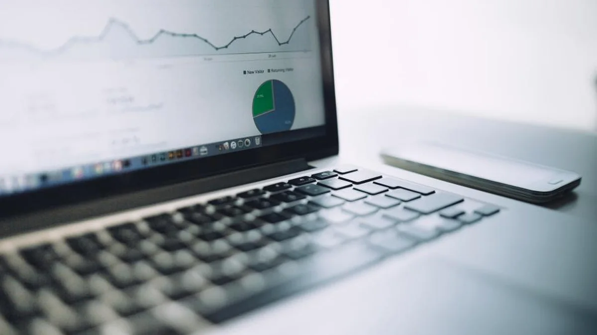 How to Check Whether a Ranking Drop Is Sitewide or Page-Specific